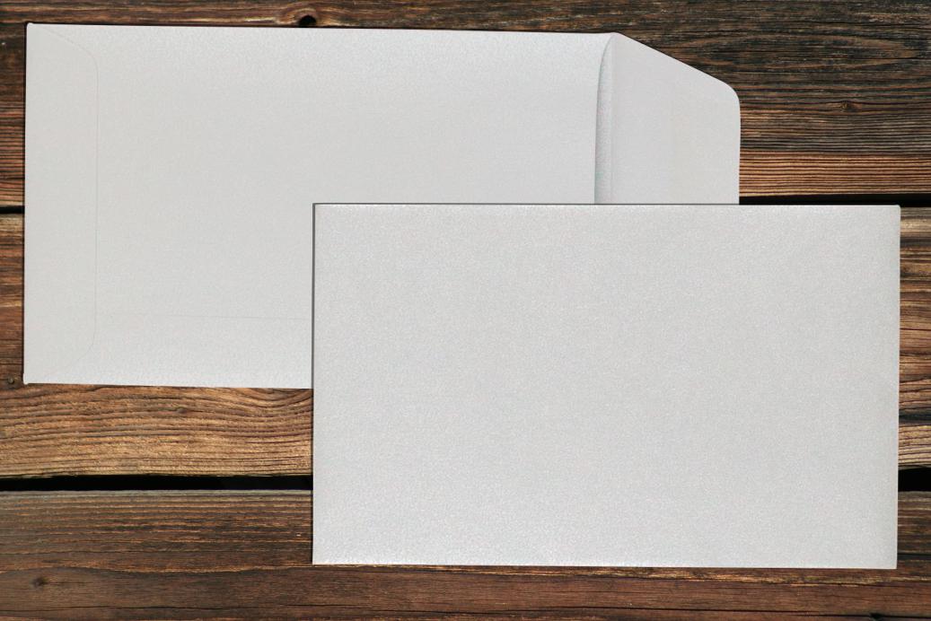 Versandtaschen 65x105 mm Nassklebend Metallic Extra White 120 g/qm